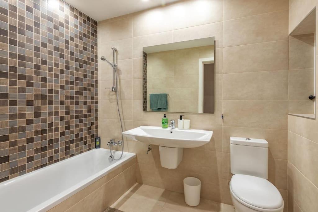 Modern 3 Bedroom Apartment Close To Paceville And Beach Is-Swieqi Exteriér fotografie