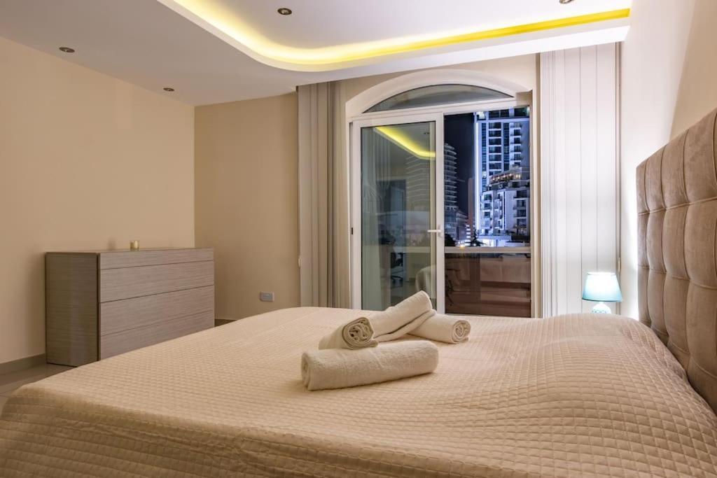 Modern 3 Bedroom Apartment Close To Paceville And Beach Is-Swieqi Exteriér fotografie