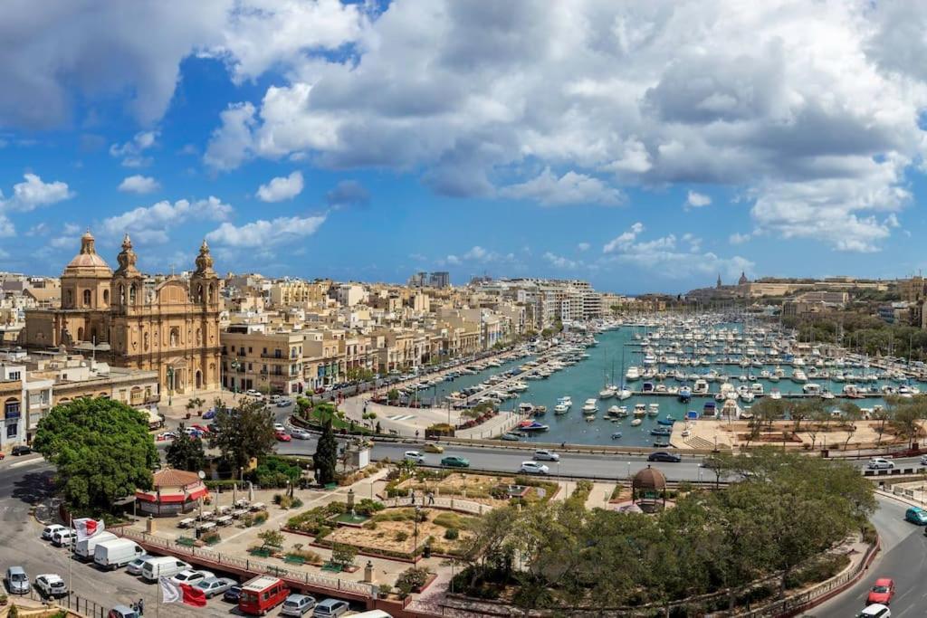 Modern 3 Bedroom Apartment Close To Paceville And Beach Is-Swieqi Exteriér fotografie